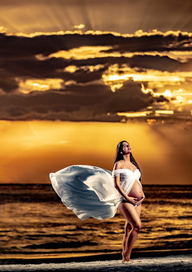 Motherhood and maternity photography session in Maui